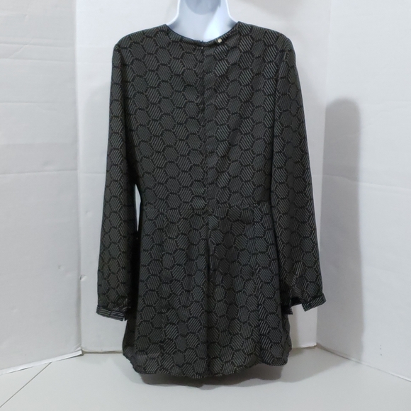 Anthropologie Harlyn Long Sleeve romper - Picture 6 of 16